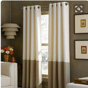 Cortinas con Barras de Acero Y Madera