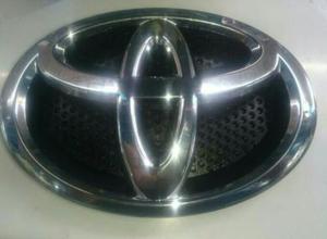 Emblema Delantero Original Toyota Rav