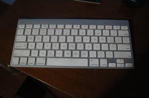 Teclado Apple Inalámbrico Original A