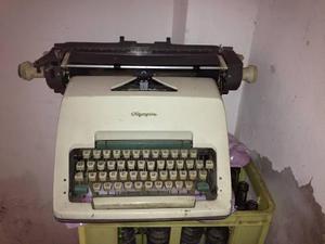 Maquina De Escribir Marca Olympia En Perfecto Estado