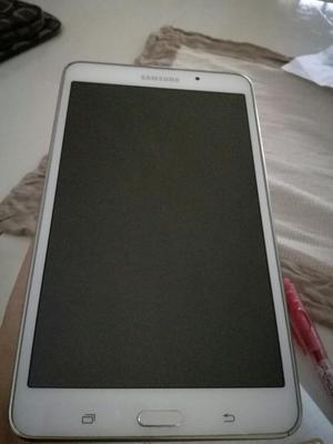 Tablet Samsung Blanco 4 7