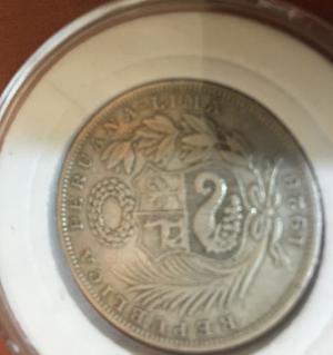 Moneda Peruana De 1/2 Sol De Plata. . Libertad.
