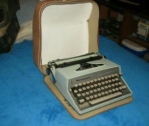 Antigua Maquina de Escribir Remington