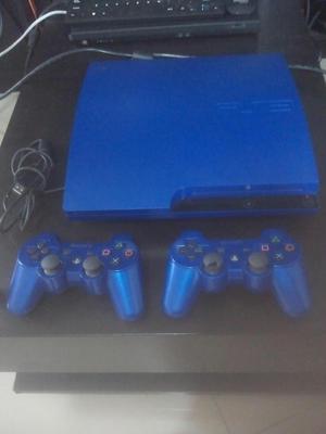 ps3 slim color azul con 2 mandos originales y 3 juegos...!!