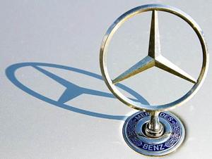 Emblema Mercedes-benz Para Capot Todos Los Modelos