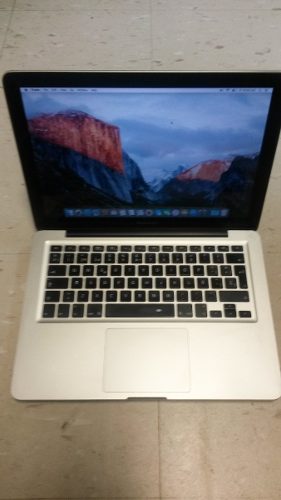 Macbook Pro Middle 