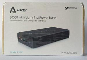 Power Bank Aukey 30000 Mah Cargador Bateria 3.0 Pb-t11