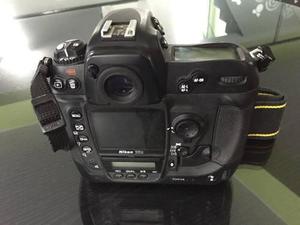 Cámara Profesional Nikon D2x Con Cargador Y Dos Baterías