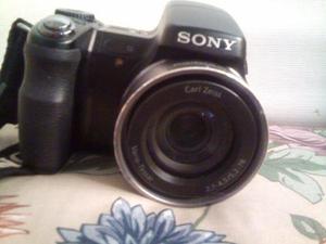 Cámara Semireflex Sony Cyber - Shot Dsh H9 8.1mp - Zoom 15x