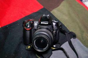 Nikon D90 Bateria Cargador Y Lente Original 1200 Sole