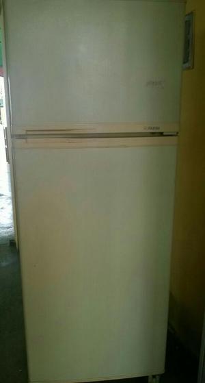 Se Vende Refrigeradora Funciona Ok