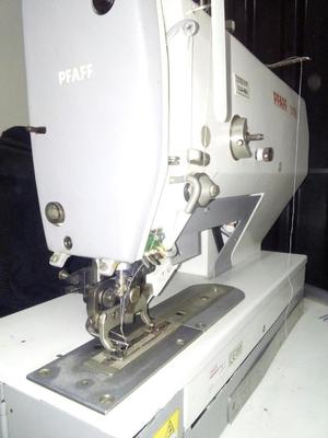 Ojaladora Pfaff Automatica