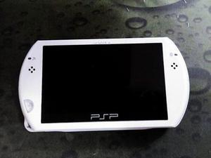 Psp Go 16 Gb + Cargador + Flasheado + Juegos (para Reparar)