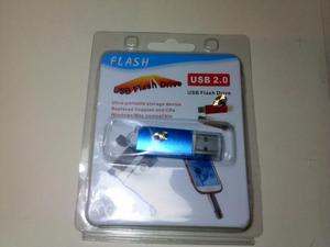 Remato: memoria USB 2.0 de 64GB.