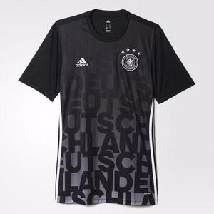 Elegante Camiseta Adidas Pre Match Alemania España Nuevas