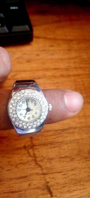 Reloj tipo anillo Sin ningún uso