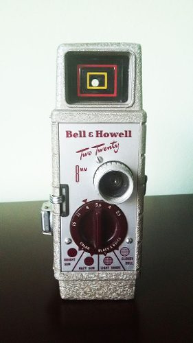 Antiguedad Camara Filmadora Bell Howell Two Twenty 8mm Adorn