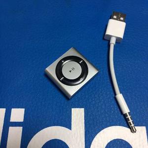 Apple Ipod Shuffle 4g 2gb Plateado