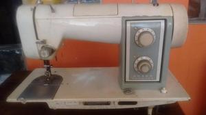 Máquina de coser KENMORE automática de zig zag