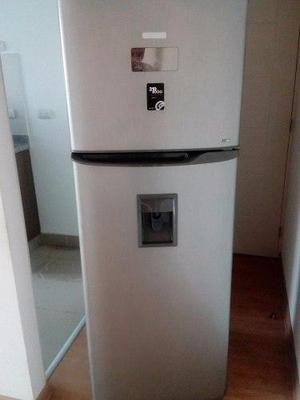 Refrigeradora Electrolux Ert35 350lts - A. Inoxidable
