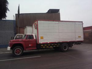 Camion Ford 600