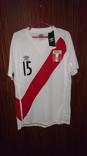 Camiseta Peru Umbro - Utileria - Nanjing  Nueva