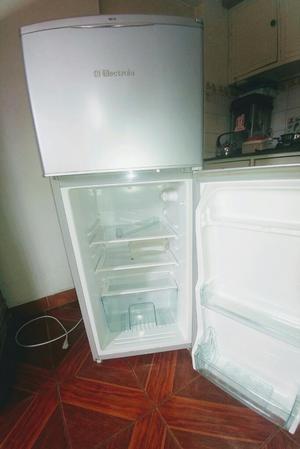 Refrigeradora Electrolux Nueva