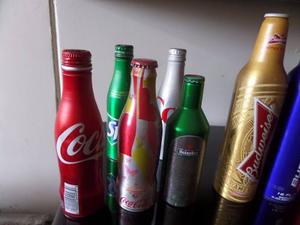 G25 Coleccion De Botellas De Aluminio Cerveza Coca Cola