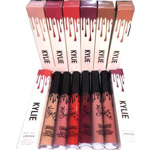 Kylie Jenner Labial Mate en Caja Individual Y Lip Kits