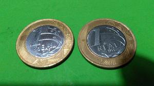 Set De Dos Monedas Diferentes De Brasil