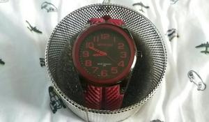 Vendo Reloj Miykon