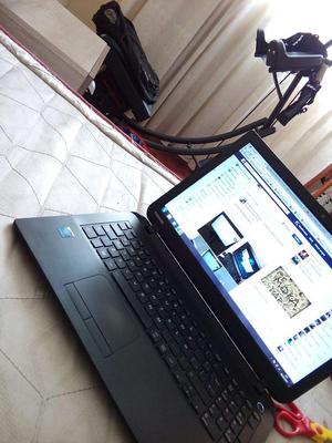 LAPTOP TOSHIBA I3 REMATO