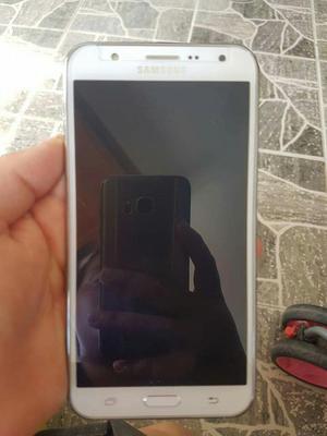 Vendo Samsung J, en Buen Estado