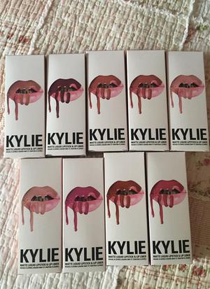 Lip Kit Liquid Lipstick KYLIE 100 ORIGINALES