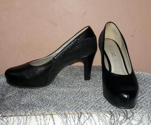 Zapatos de Vestir Negro Marca Zayma