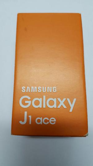 Celular Samsung J1 Ace