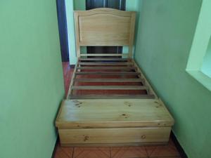 CAMA NUEVA EN PINO NATURAL CON CAJON DE 1 1/2 PLAZA SOMOS