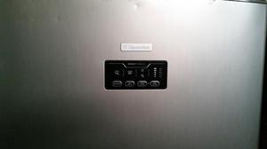 Refrigeradora Nueva Electrolux 460 Litros Digital Remato