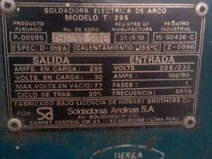 SOLDADORA ELECTRICA DE ARCO MODELO T 295