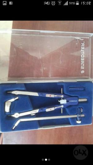 Vendo Staeder/regla T