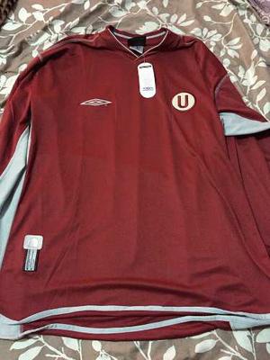 Camiseta Universitario . Talla Xxl