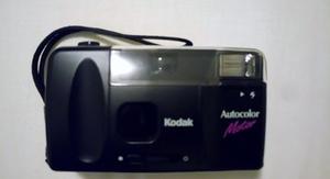 Cámara Kodak Rollo Autocolor Motor 35mm Con Estuche