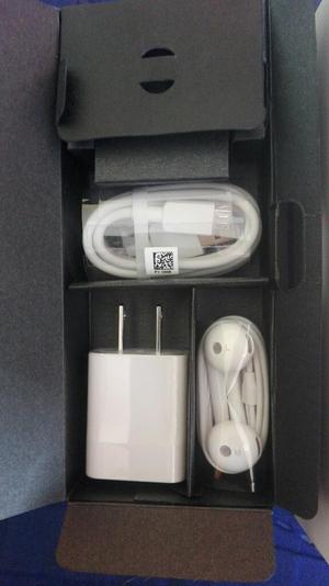 Pack de Cargador Mas Audifonos — Huawei