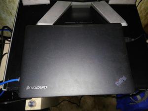 Notebook Lenovo X121e, 3gb Ram, 320 Hdd