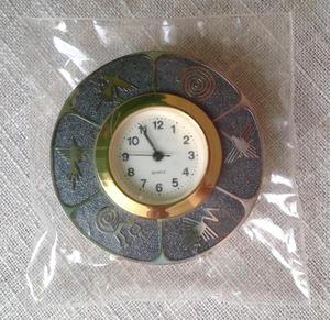 Reloj de Plata, souvenir con líneas de Nazca, Dellapina