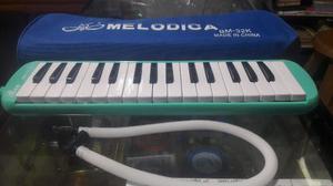 Melodicas Bee