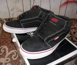 Vans Chukka Midtop