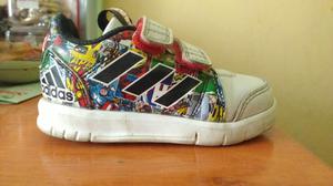 Zapatilla Adidas Marvel