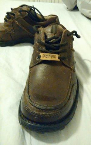 Dockers Zapatos Casuales. Color Whiskey Talla 40.5 S/. 149