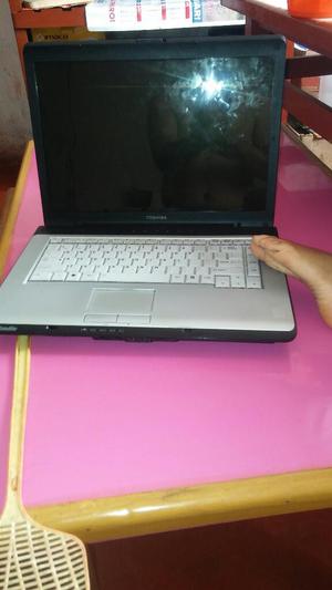 Laptop Toshiba de 14 Pulgadas